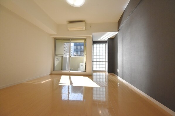 ニューシティアパートメンツ新川IIの物件内観写真